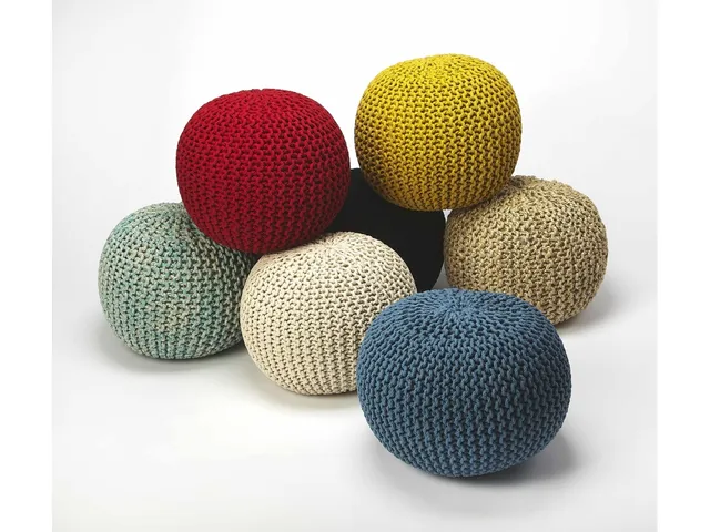 Pincushion Pouffe