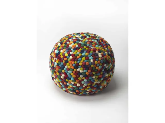 Felicity Pouffe