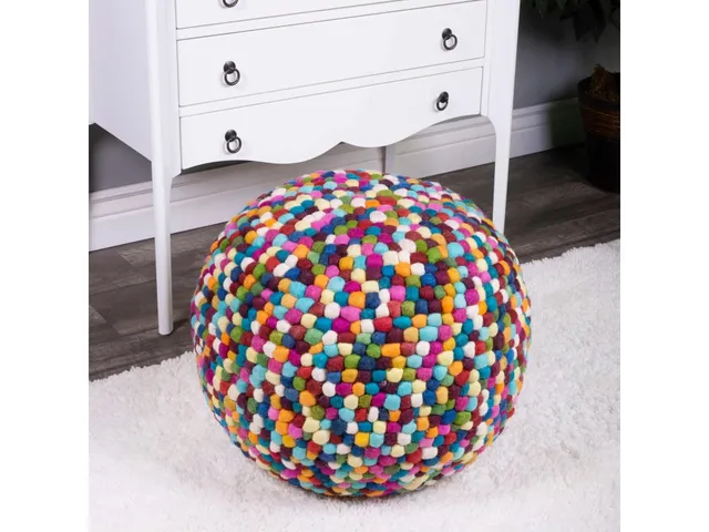 Felicity Pouffe