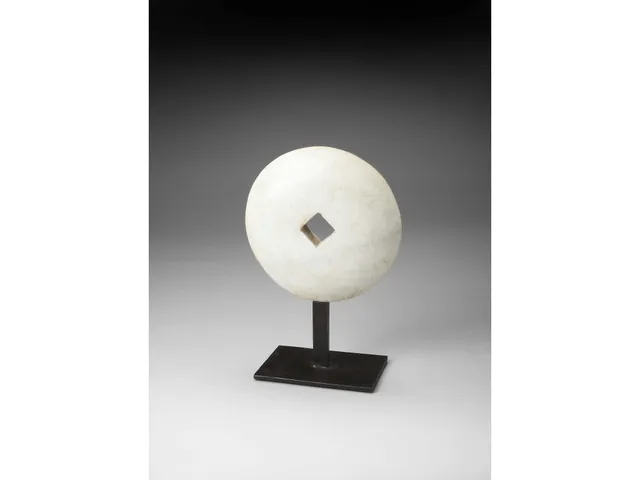 Anthem Sculpture - Alternative View