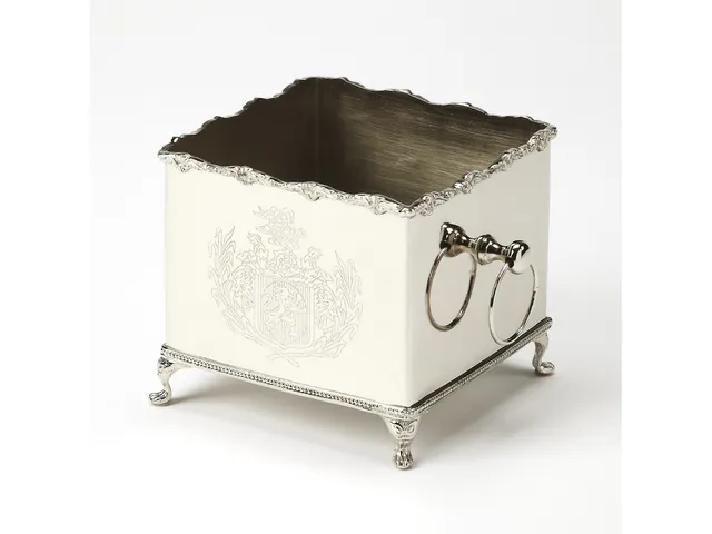 Cascio Planter