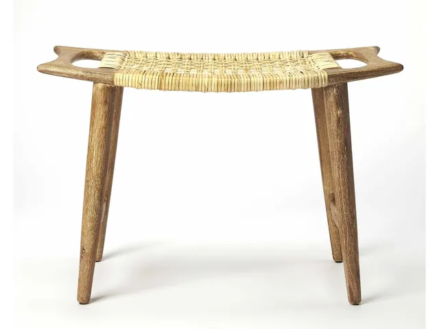 Tristan Stool - Alternative View