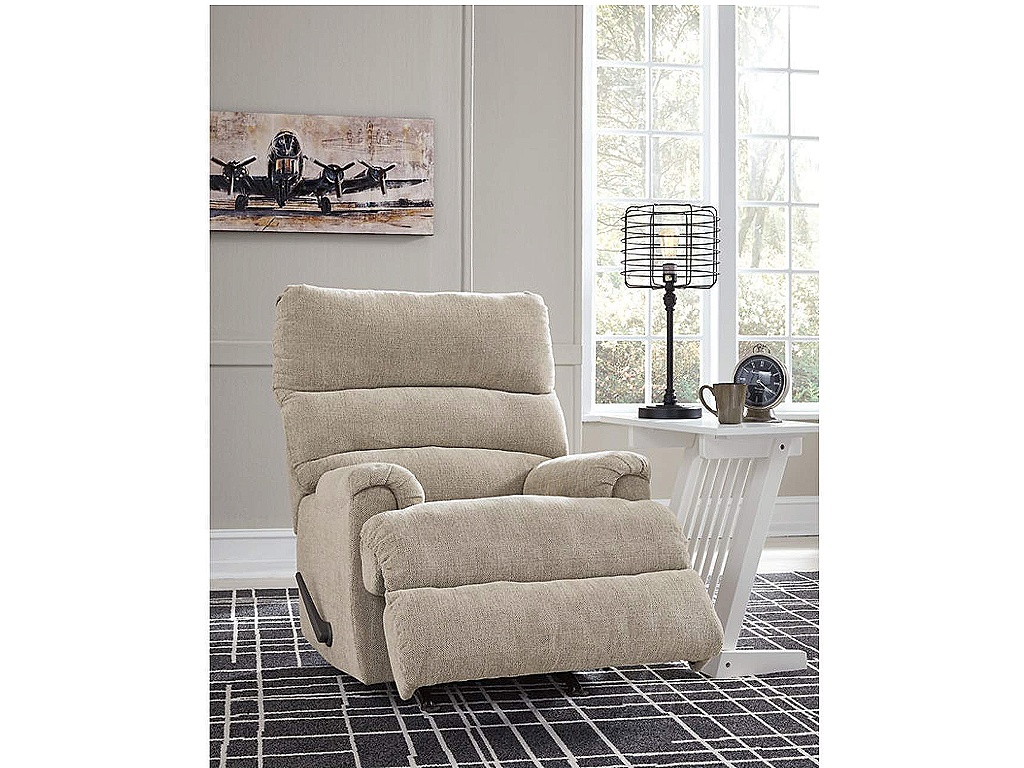 Man Fort Recliner - image 4