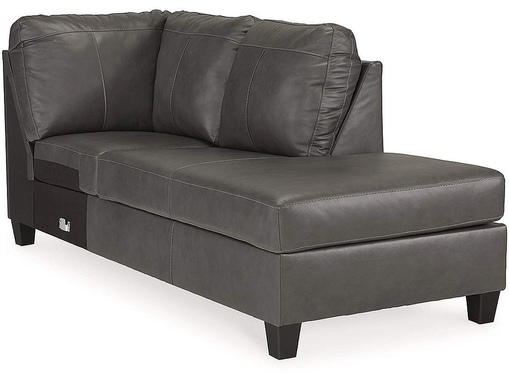 Valderno Right-Arm Facing Corner Chaise - main image