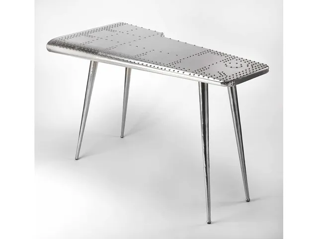 Midway Pub Table