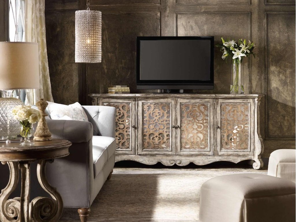 Chatelet Credenza - image 2