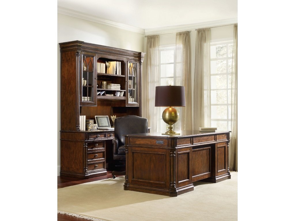 Leesburg Executive Desk - image 3