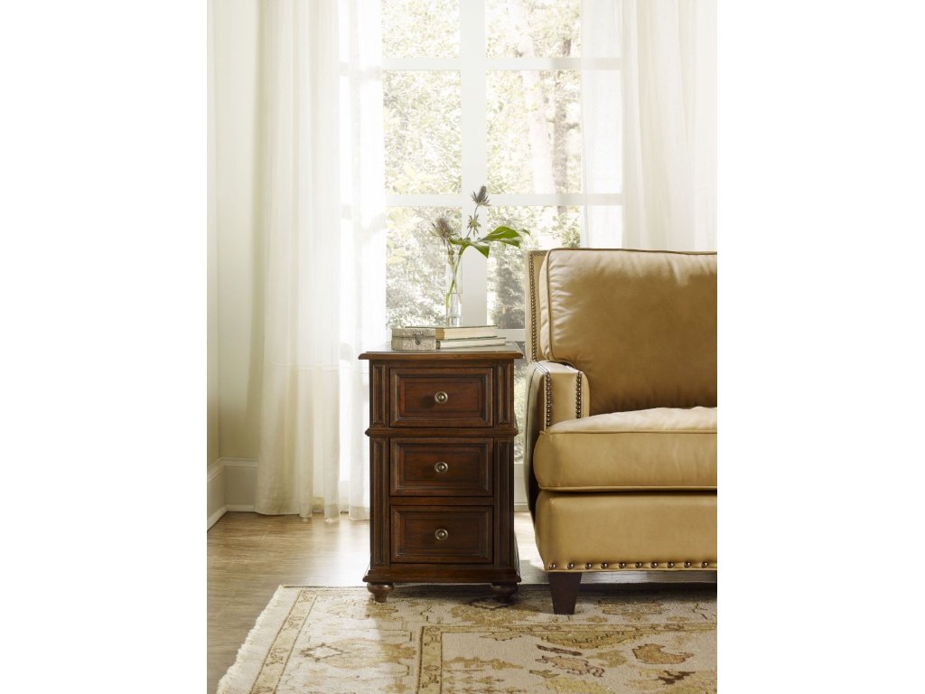 Leesburg Chairside Chest - image 3
