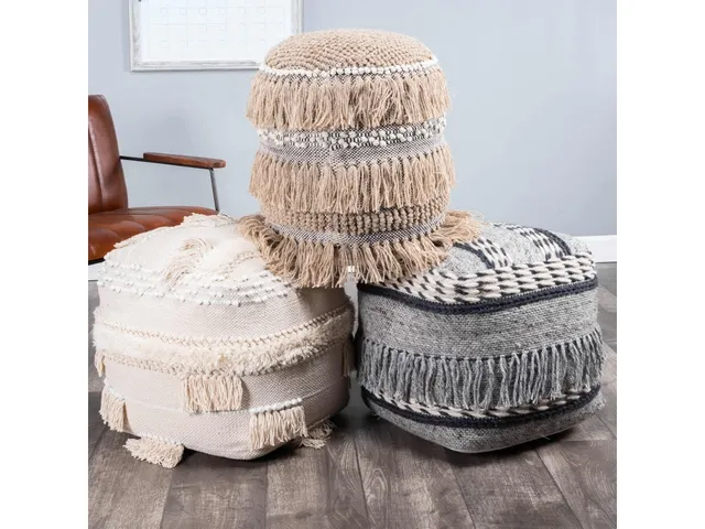 Brynn Pouffe