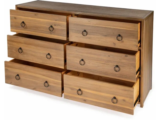 Lark Dresser
