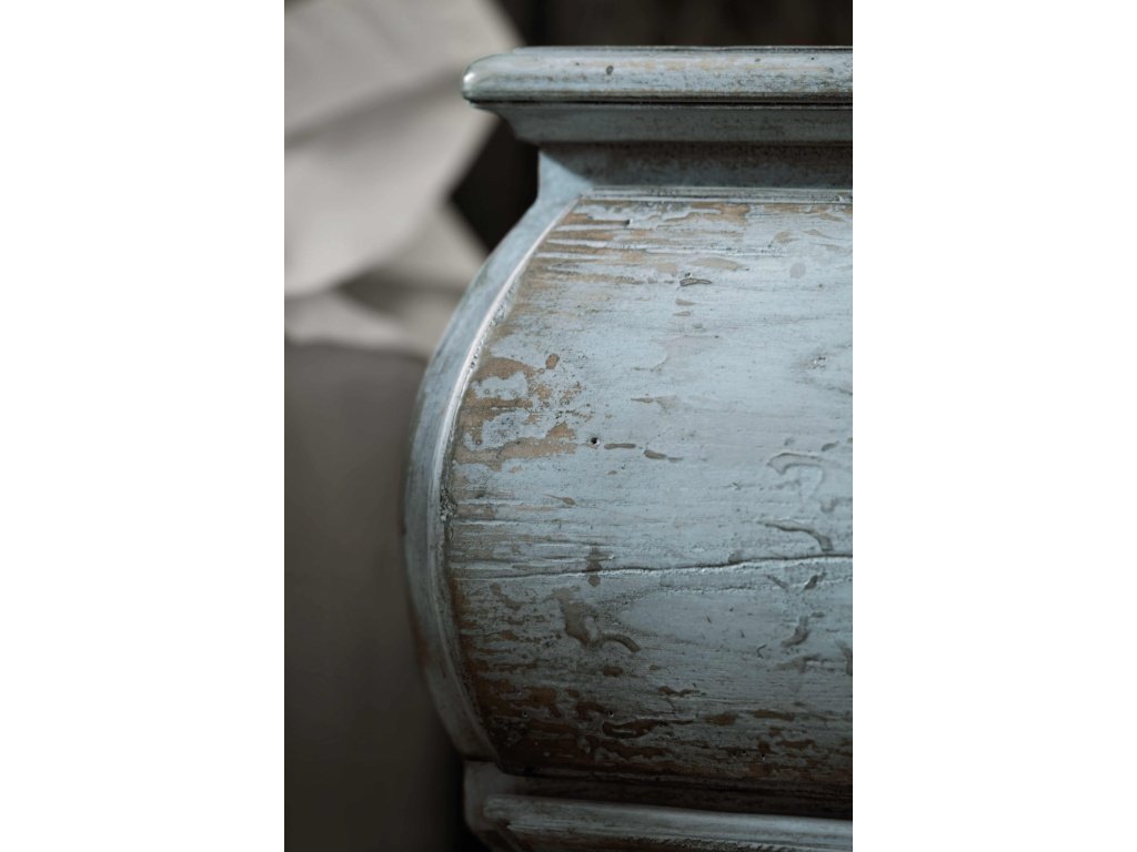 Beaumont Bachelors Chest - image 3