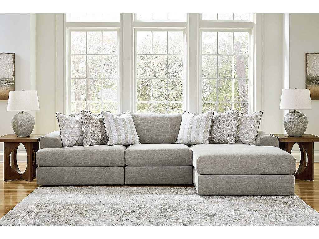 Avaliyah 3-Piece Sectional with Chaise - image 1