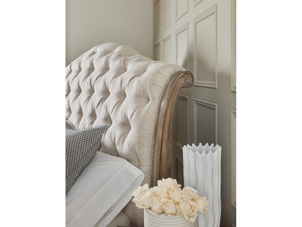 Castella King Tufted Bed - image 3