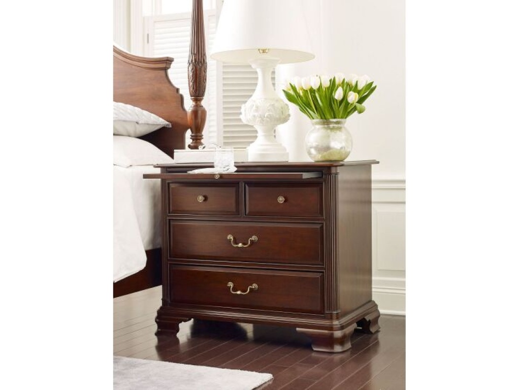 Bachelor'S Chest - image 2