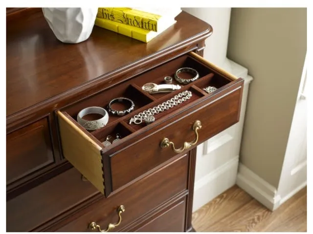 Hadleigh Drawer Dresser