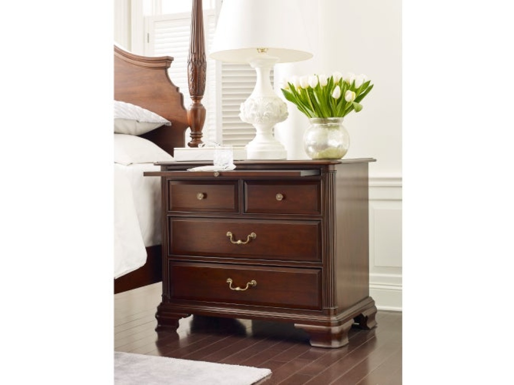 Hadleigh Bachelors Chest - image 1
