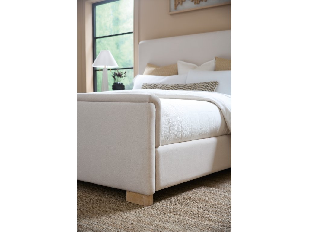 Banyon Bay California King Upholstered Bed - image 4