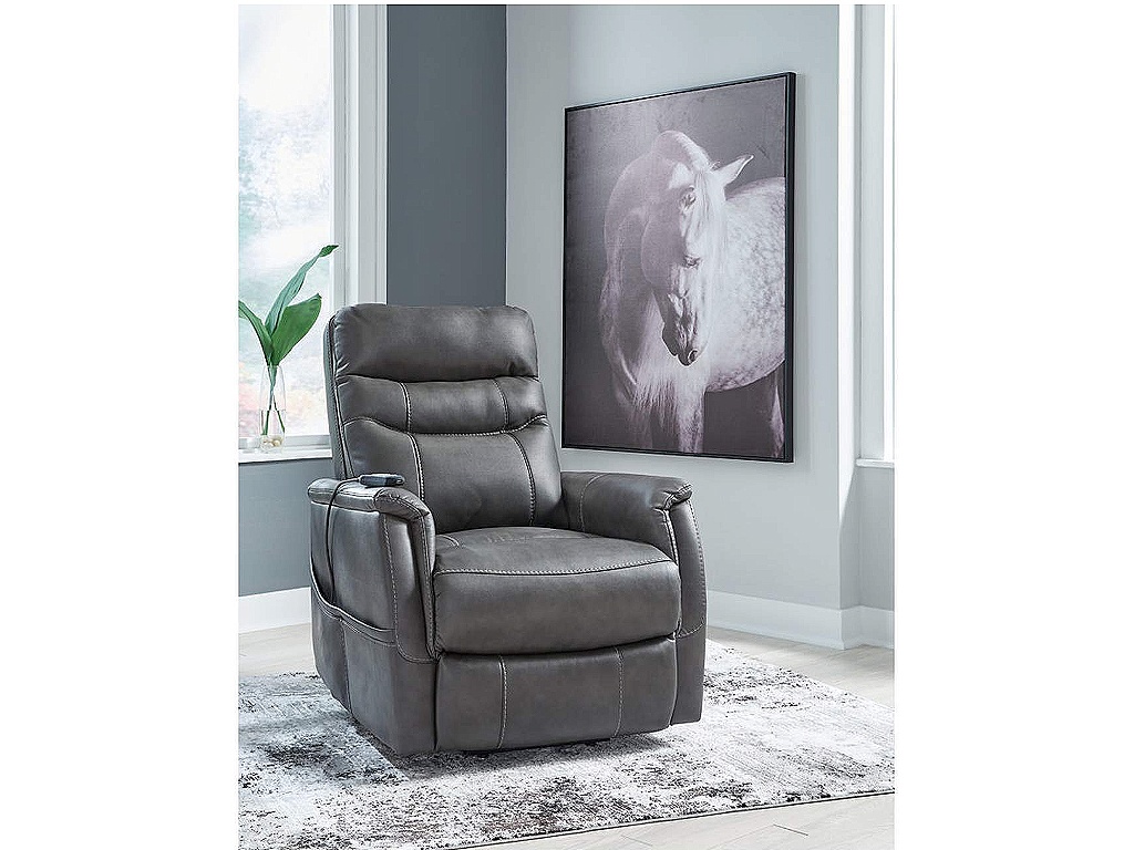 Strawbill Power Lift Recliner - image 1