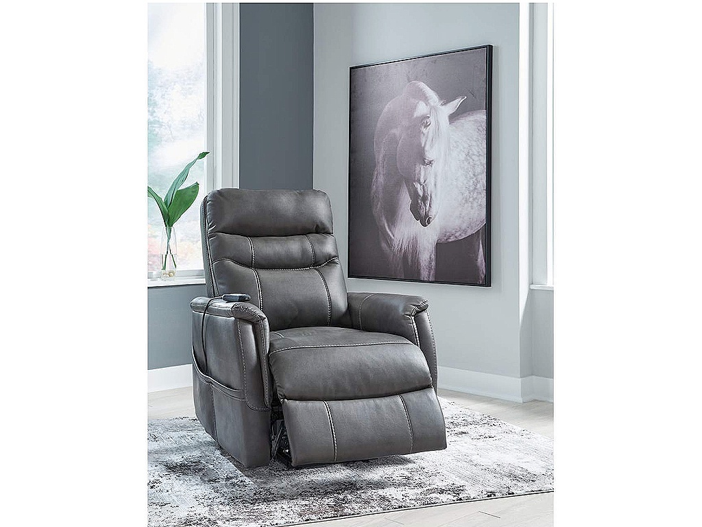 Strawbill Power Lift Recliner - image 8