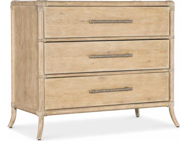 Retreat Pole Rattan Chest