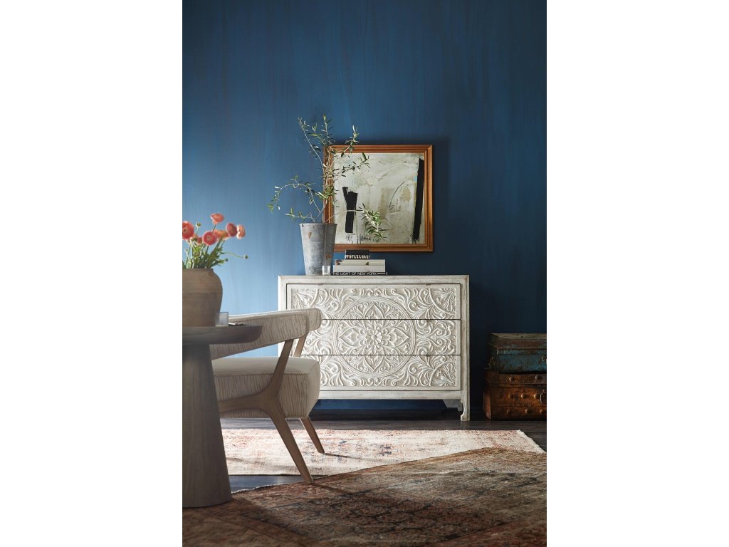 La Grange Lockhart Three-Drawer Accent Chest - image 3