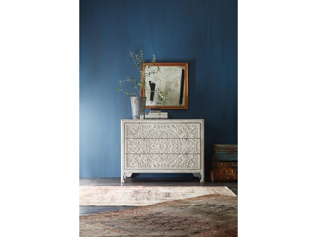 La Grange Lockhart Three-Drawer Accent Chest - image 4