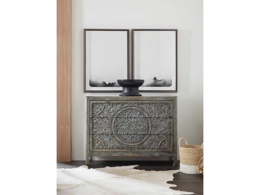 La Grange Lockhart Three-Drawer Accent Chest - image 2