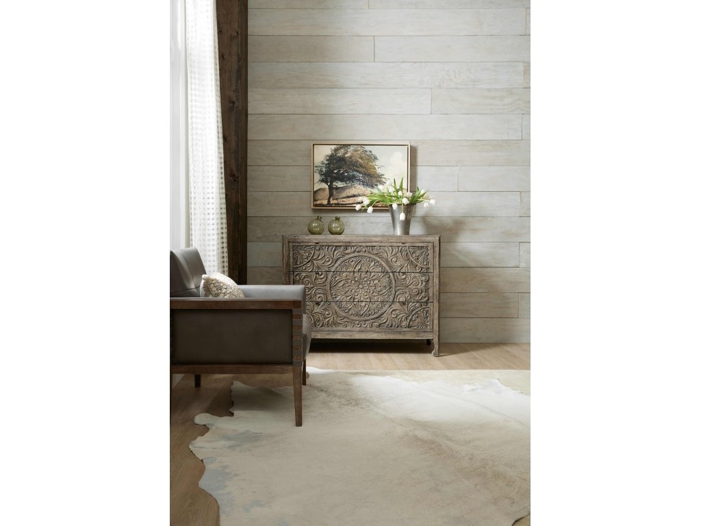 La Grange Lockhart Three-Drawer Accent Chest - image 2