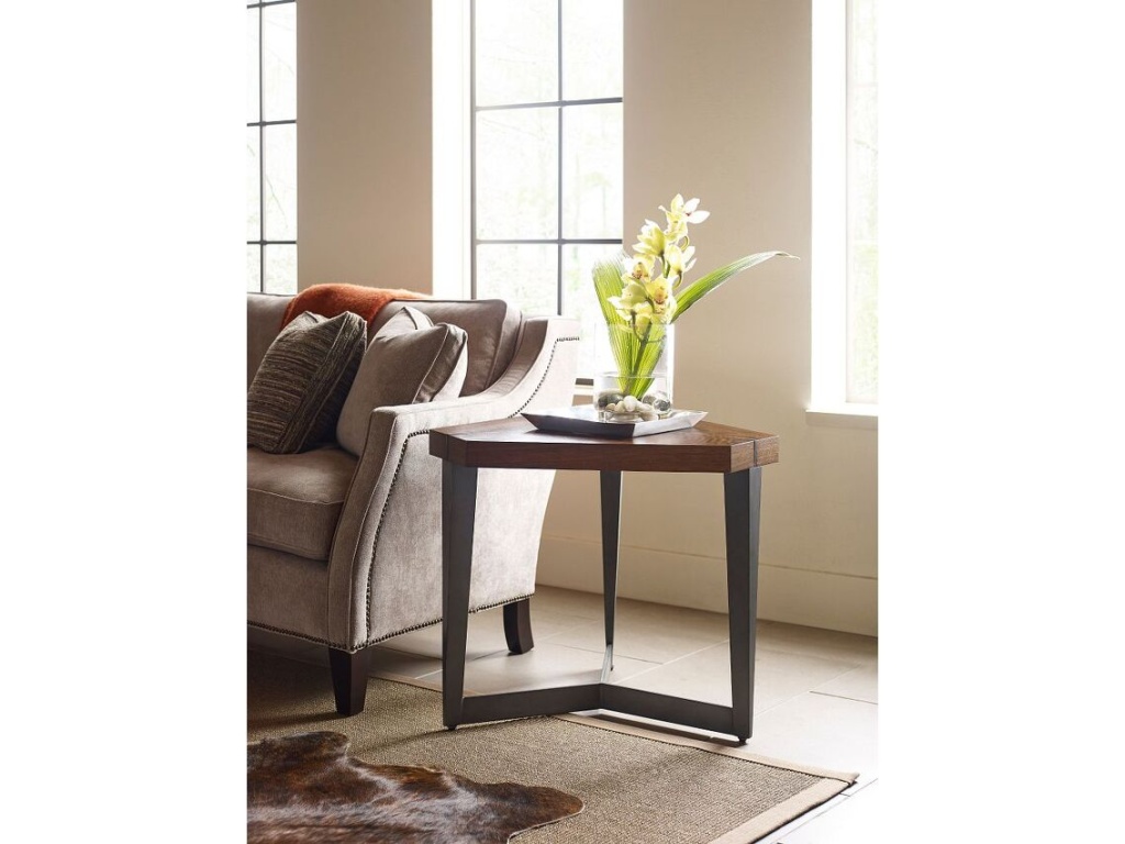 Triangulate Lamp Table - image 1