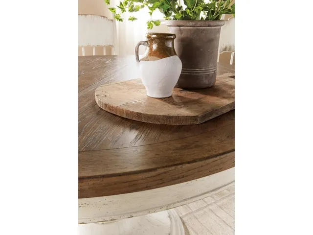 Americana Round Pedestal Dining Table w/1-22in leaf - Alternative View