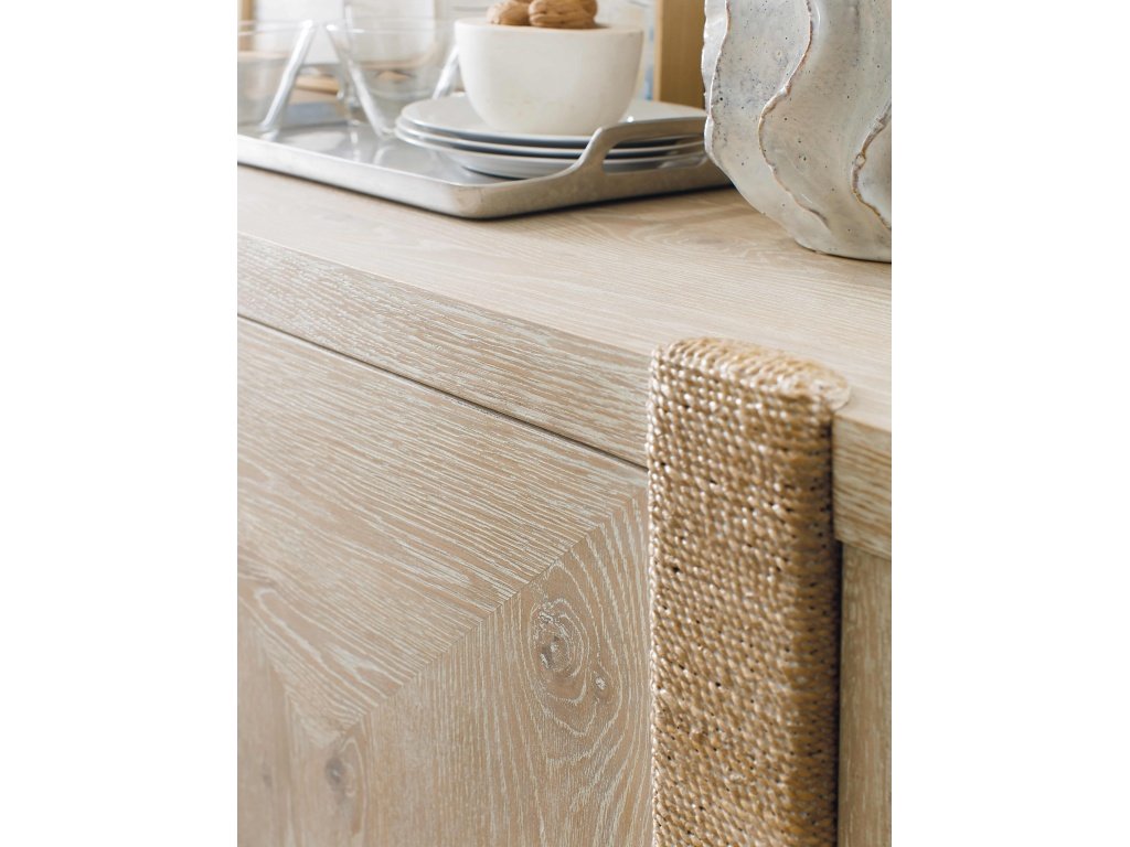 Commerce and Market Seaside Buffet - image 5