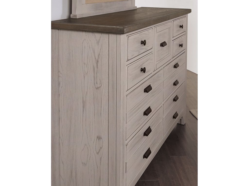 Master Dresser - 9 Drawer - image 1