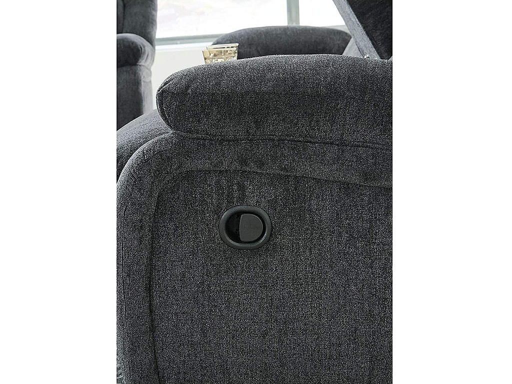 Draycoll Recliner - image 7