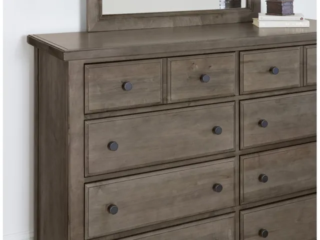 Dresser - 8 Drwr