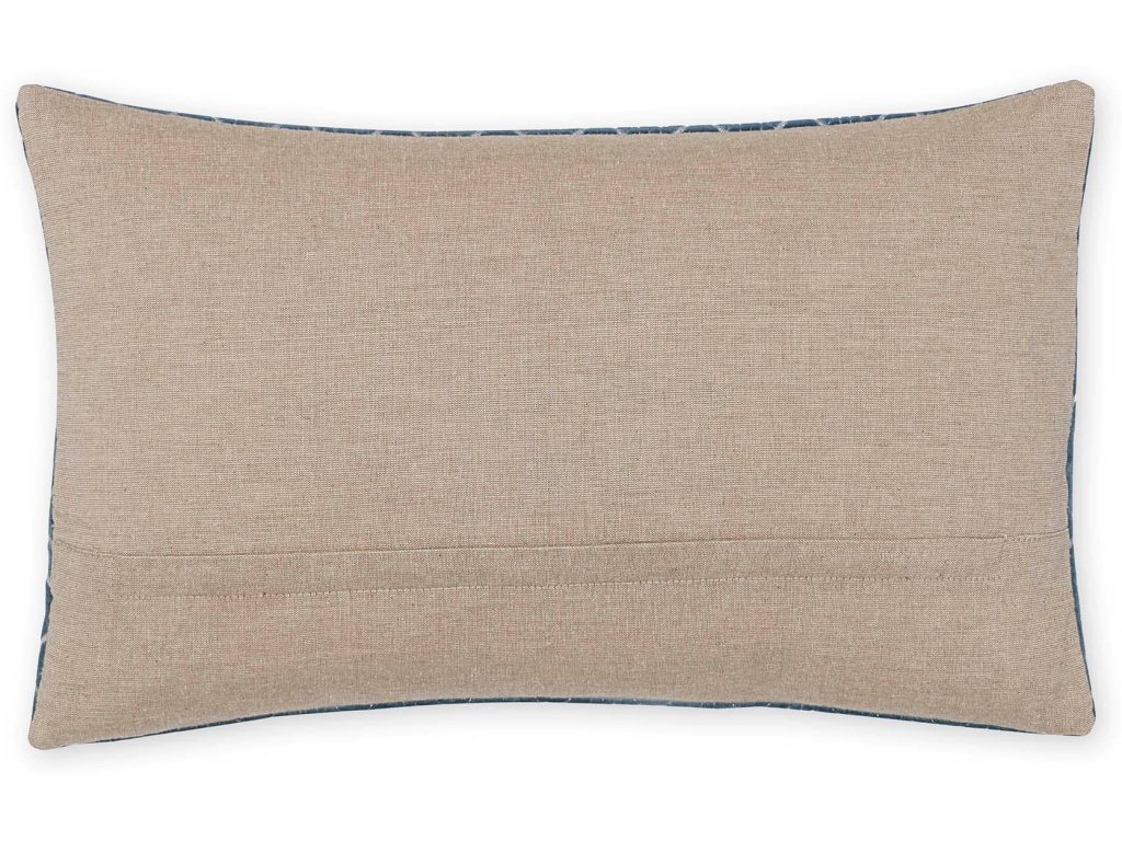 Colinet Pillow - image 1