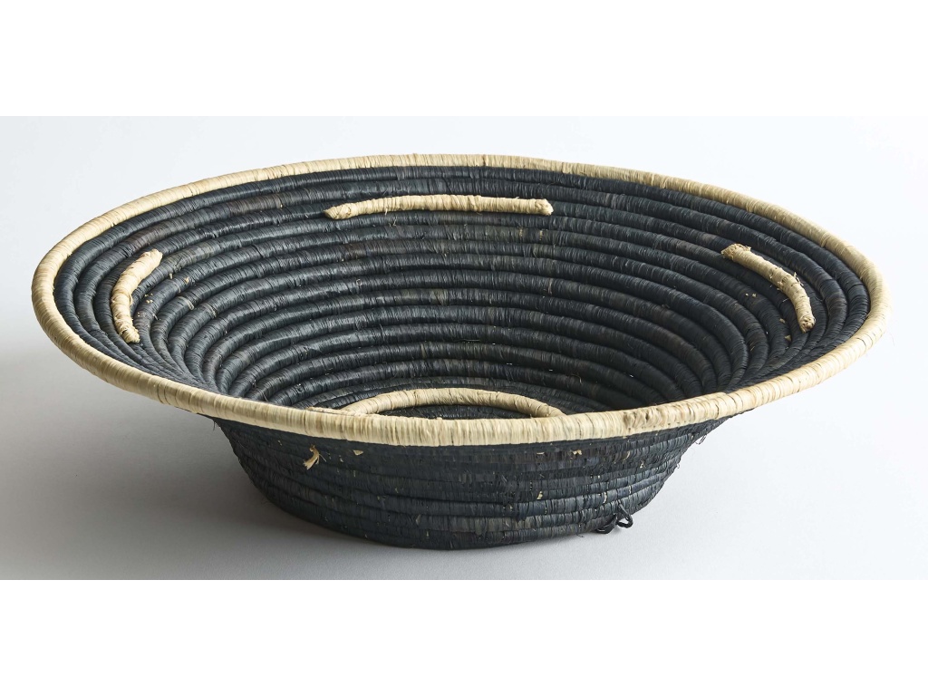 Village Wall Basket - image 4