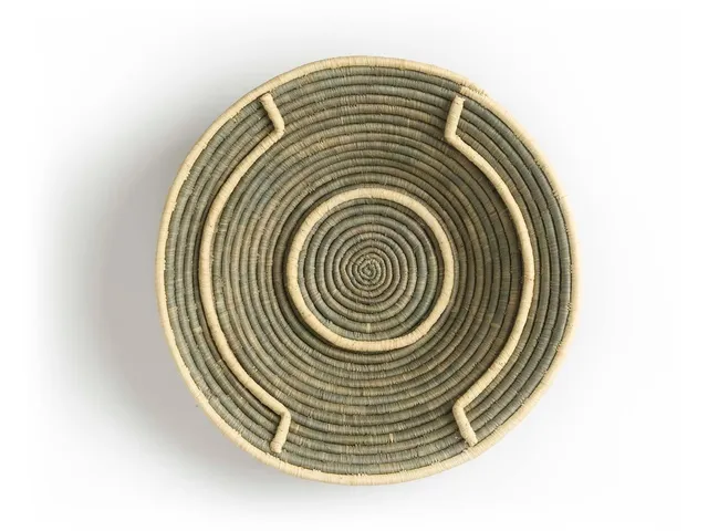 Embrace Wall Basket