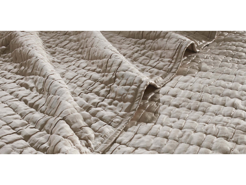Hadon Quilt - image 4
