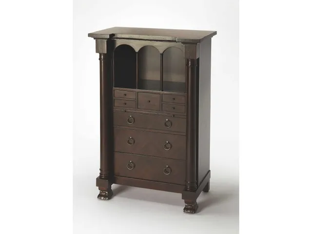 Castle Secretary