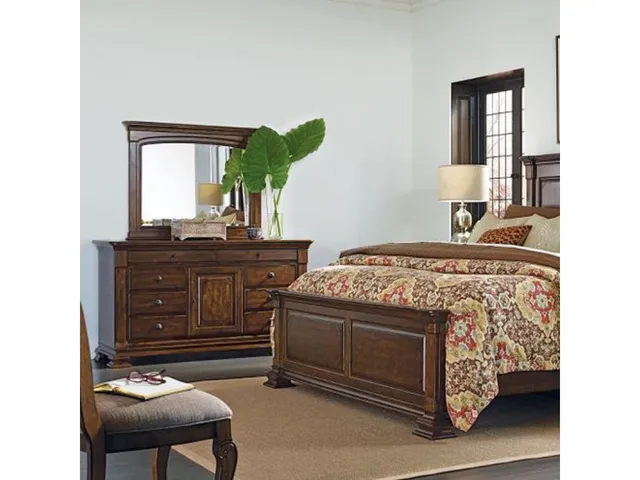 Portolone Basilica Door Dresser