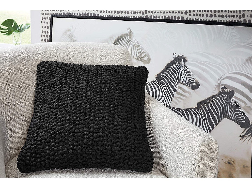 Renemore Pillow - image 1