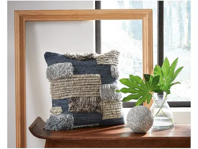 Gibbend Pillow (Set of 4)
