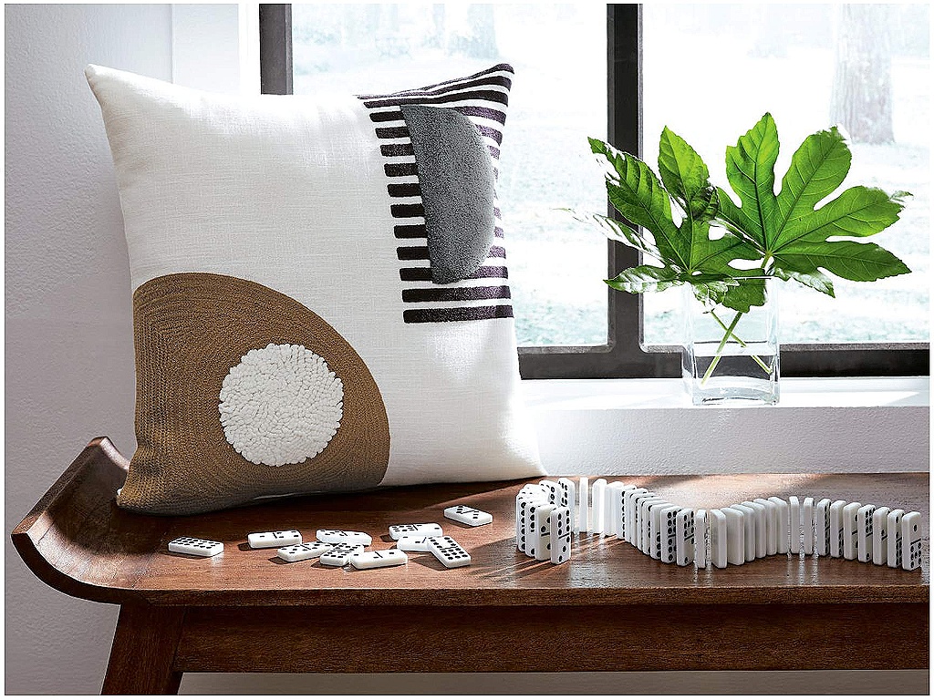 Longsum Pillow (Set of 4) - image 1