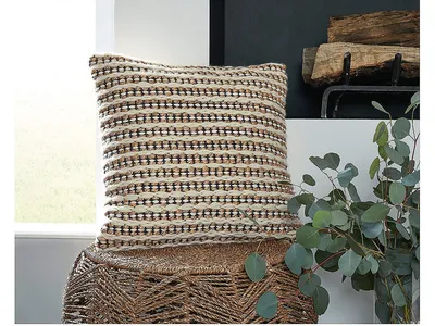 Nealington Pillow (Set of 4)