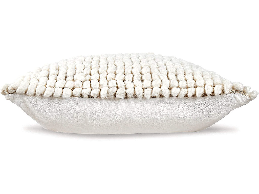 Aavie Pillow - image 2