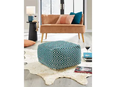 Brynnsen Pouf - Alternative View
