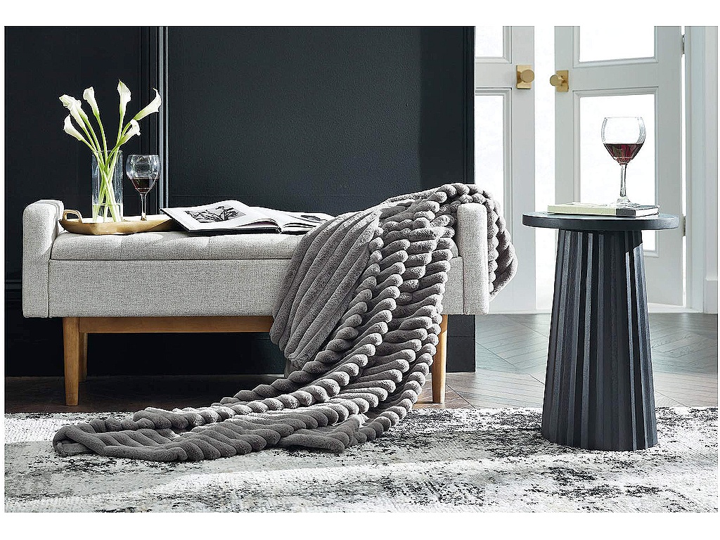 Alsonwell Throw (Set of 3) - image 1