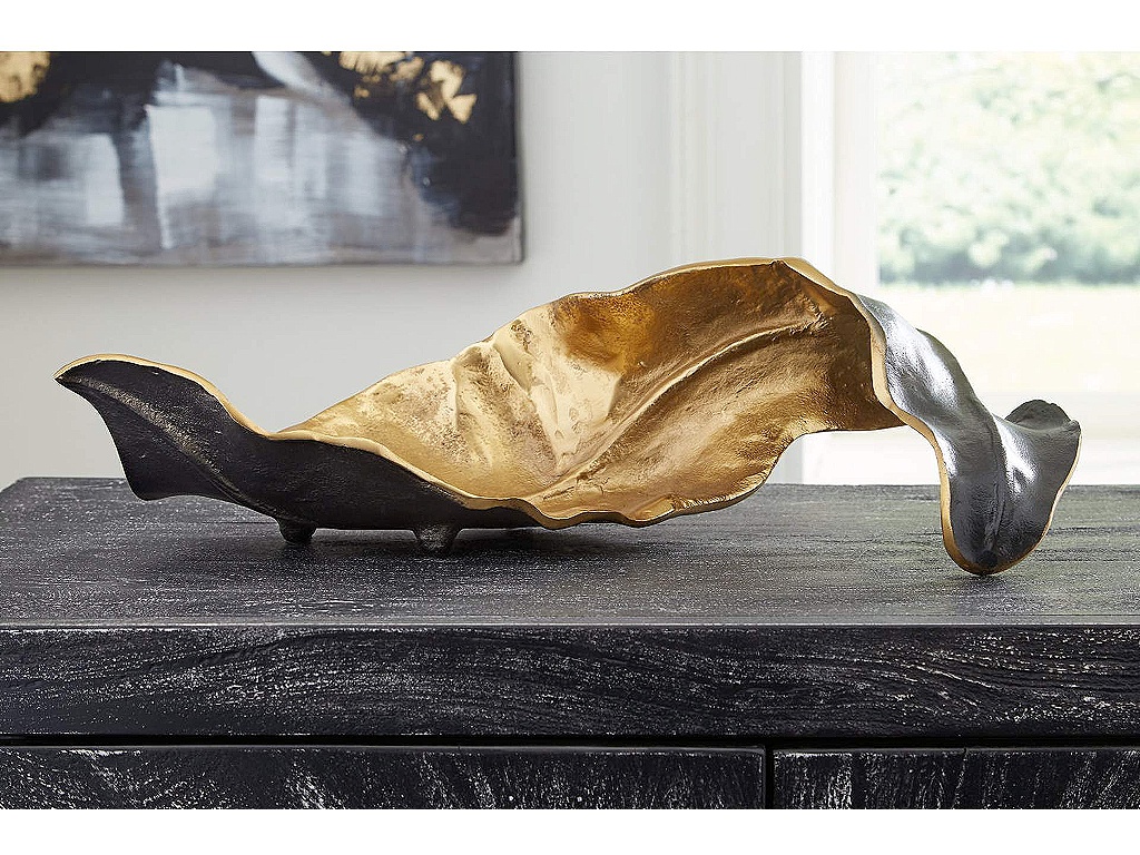 Melinda Sculpture - image 1