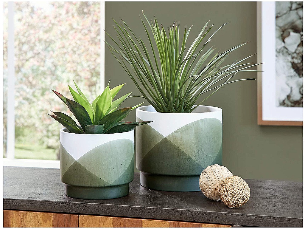 Ardenridge Planter (Set of 2) - image 1