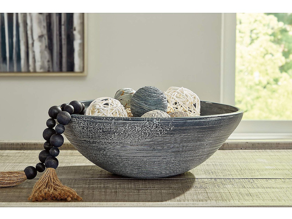 Meadie Bowl - image 1